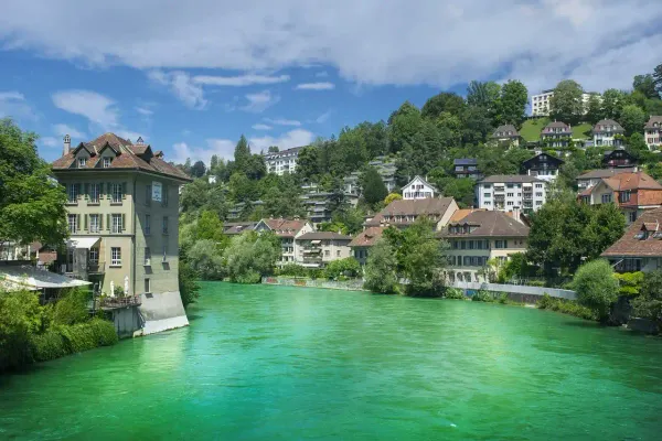 Bern's Treasures: 14 Top Attractions and Activities Revealed